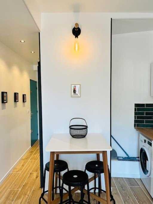 Superbe Appartement Au Coeur Du Mourillon Refais A Neuf Proche Des Plage Toulon Eksteriør bilde